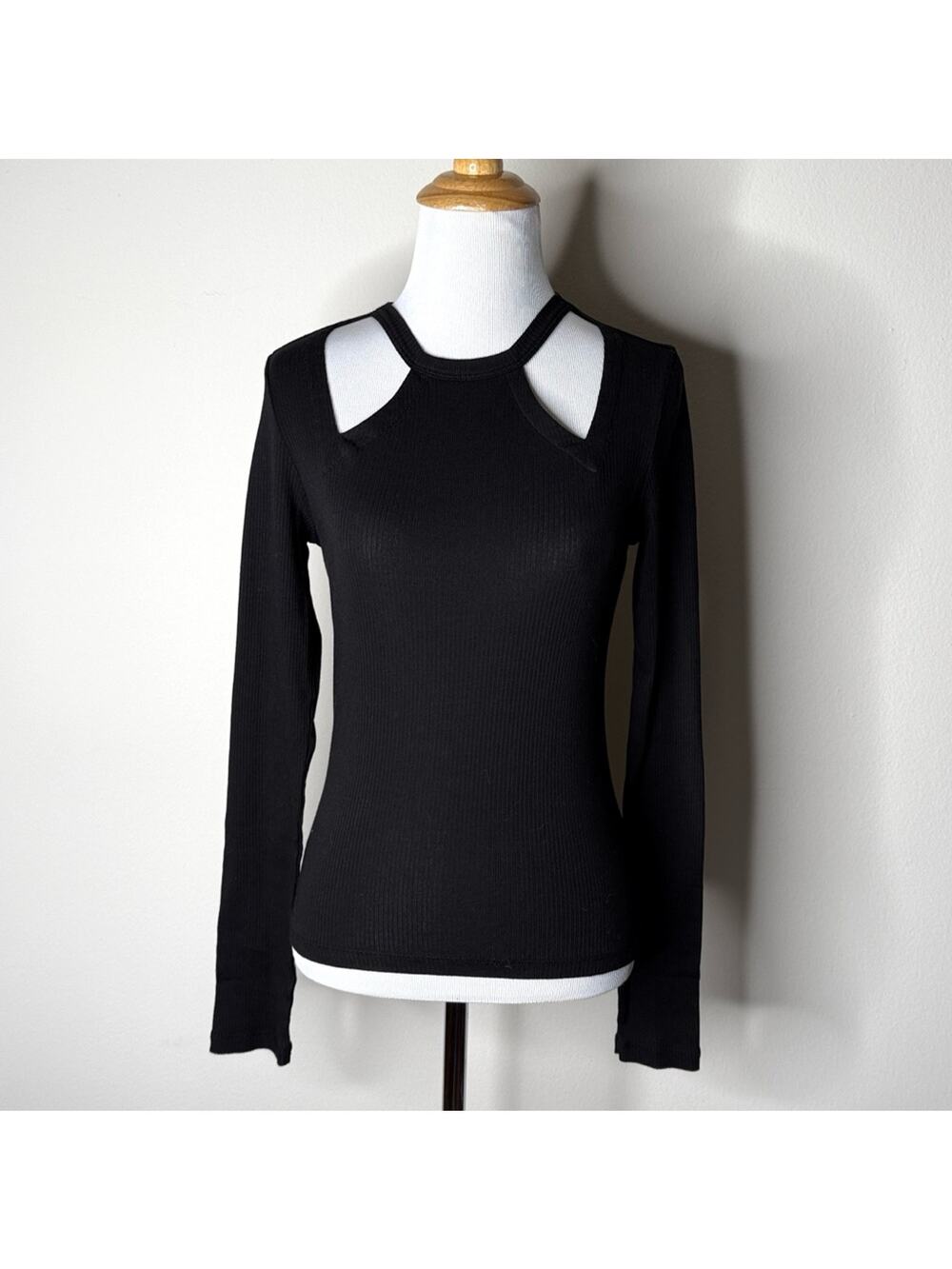 Monrow Black Cut Out Long Sleeve Ribbed Tee